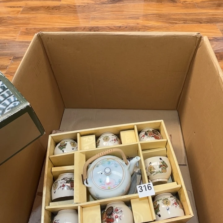 瓷片呀工艺品摆件瓷器摆件正能量