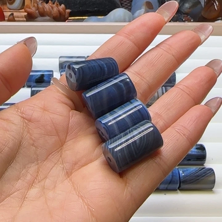 容***易玛瑙/玉髓未镶嵌珠宝半成品