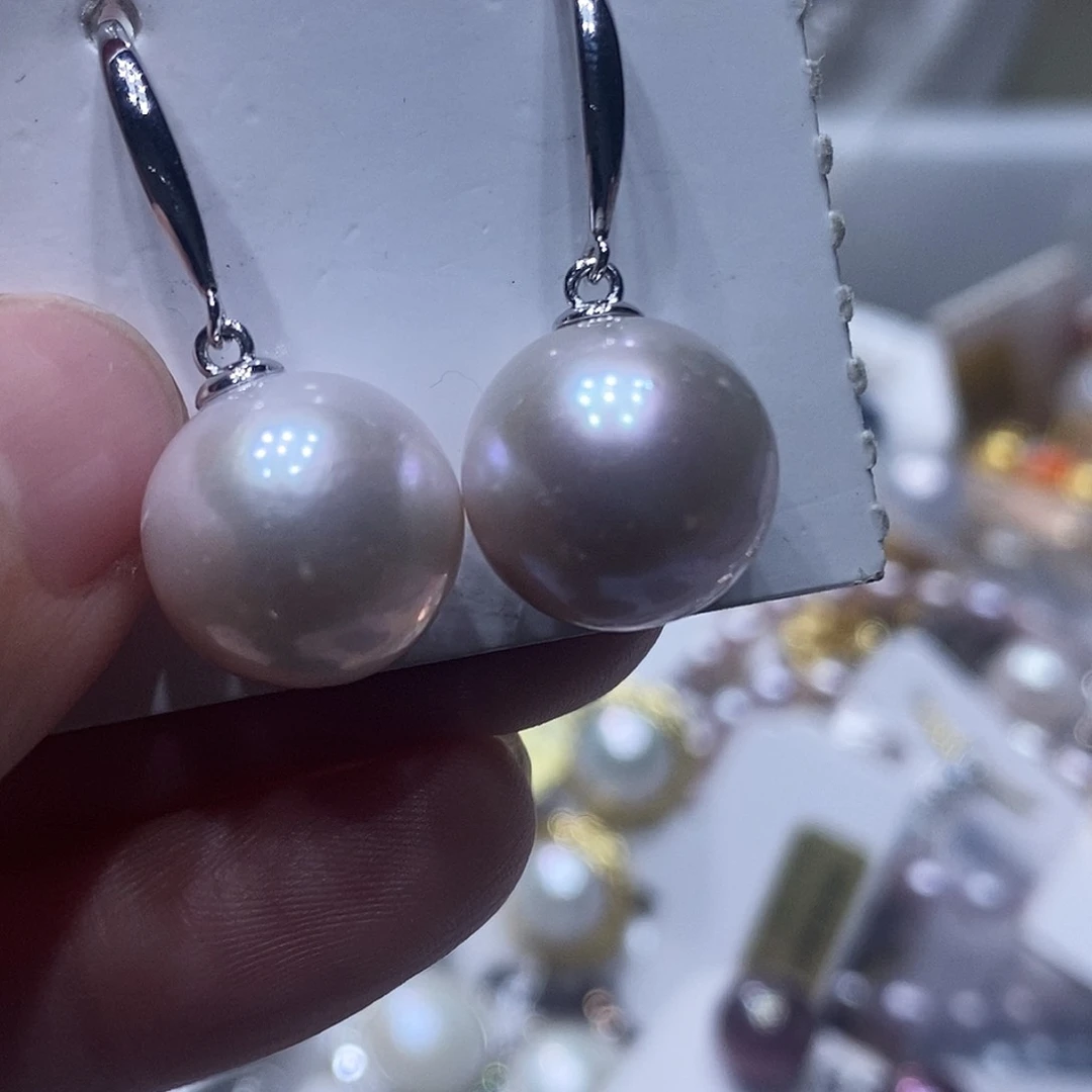 未镶嵌淡水珍珠耳钉