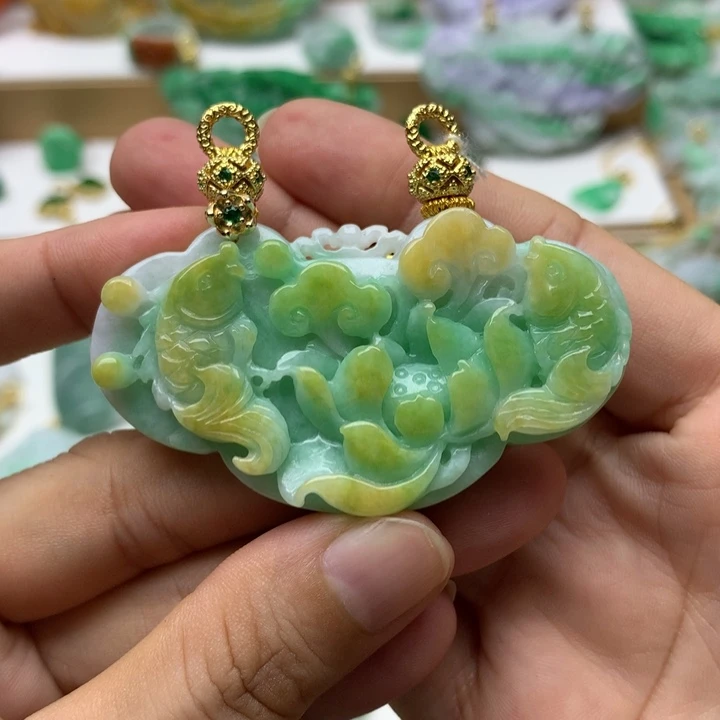 颈饰未镶嵌翡翠翡翠