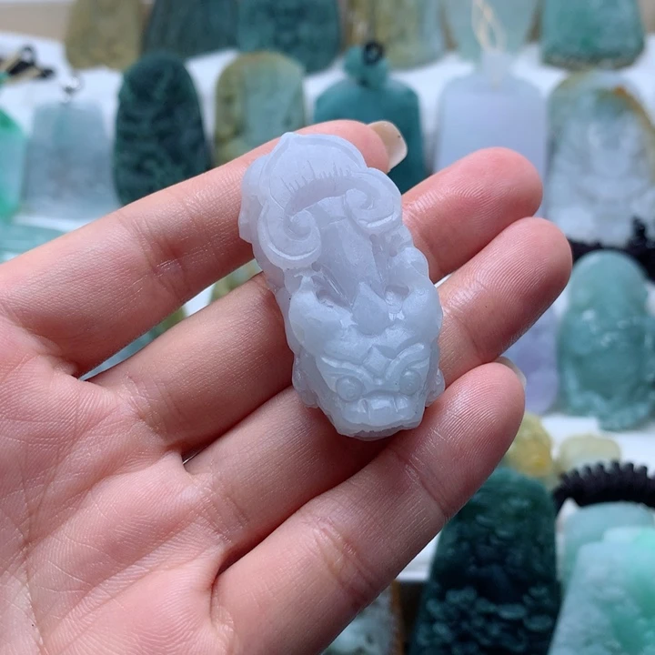定制翡翠未镶嵌貔貅