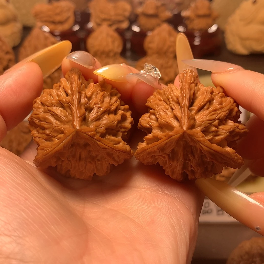 吊坠文玩核桃盘山三棱奔