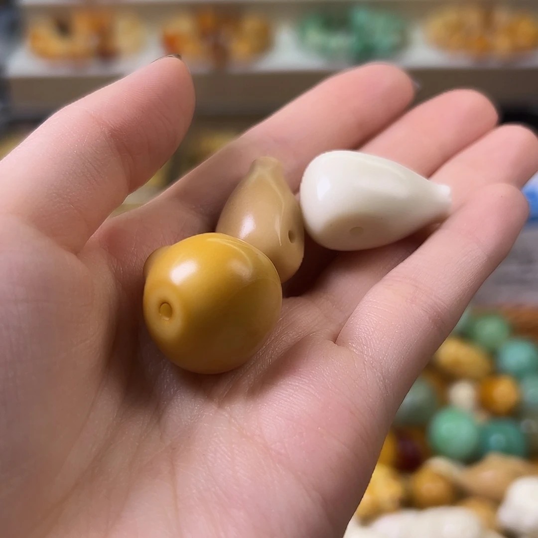 菩提根/象牙果吊坠麻*三通7颗瑕疵