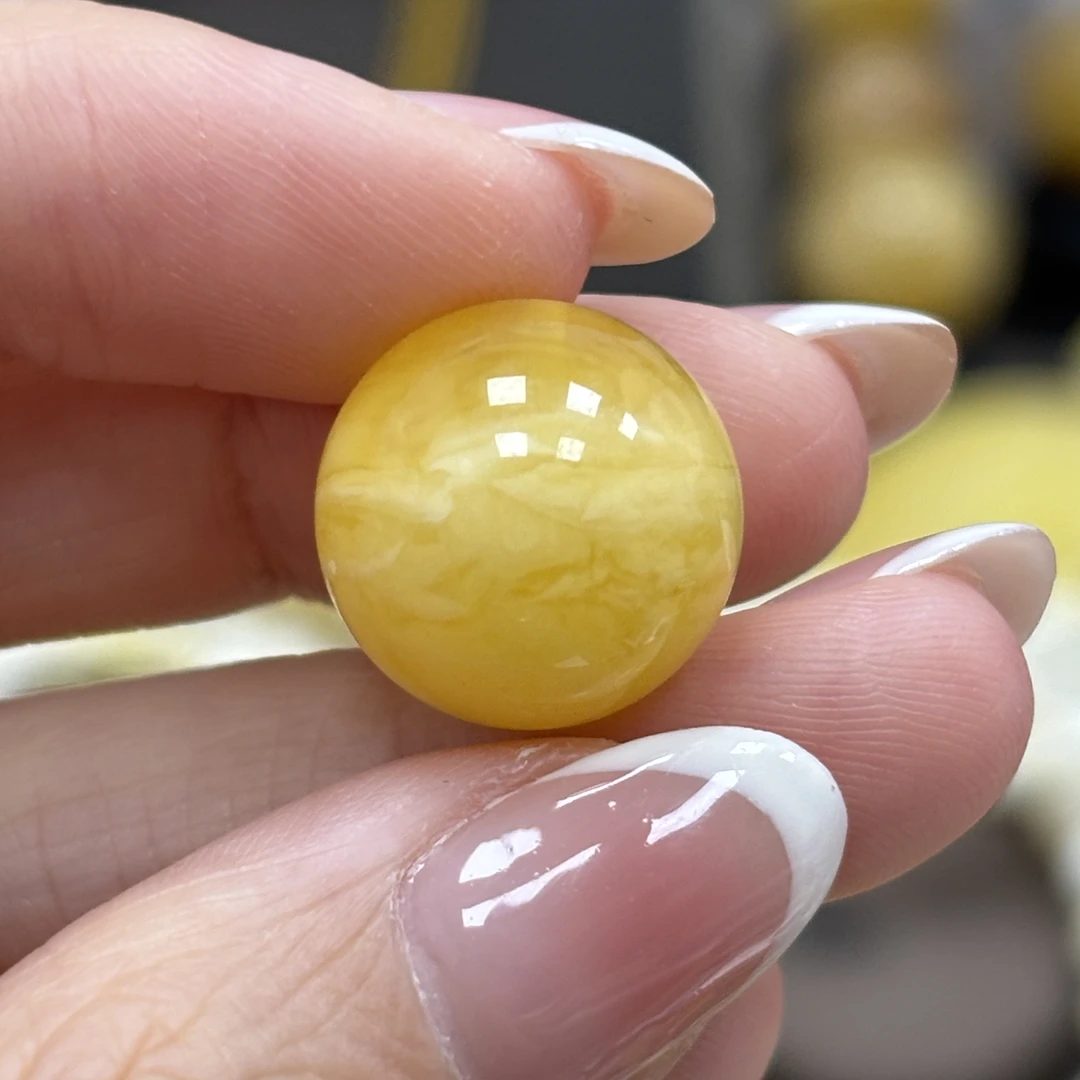 14.9mm  小妖珠宝天然原矿琥珀蜜蜡