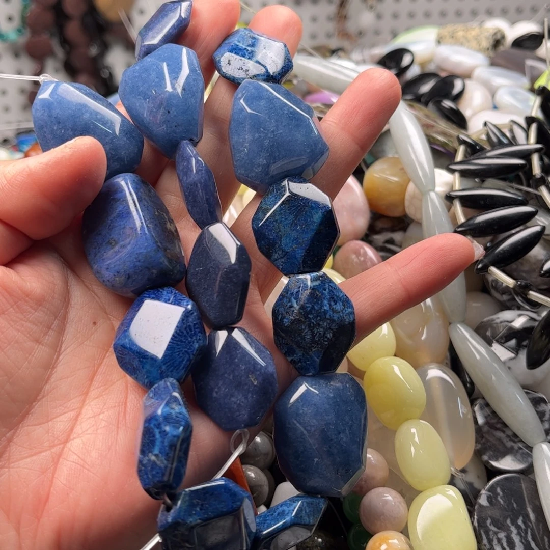 石英质玉珠宝奇石未镶嵌图