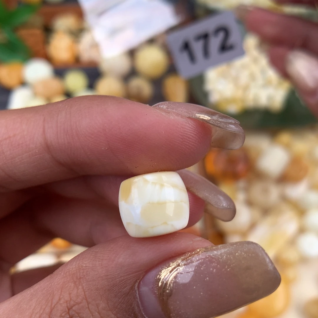 琥珀珠宝奇石未镶嵌11