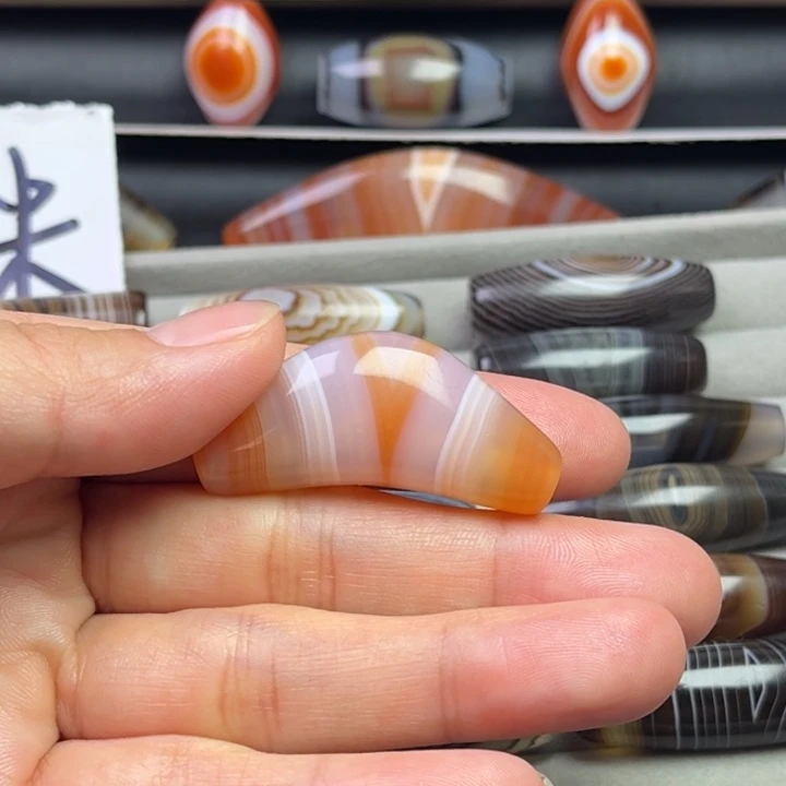 心***嗨玛瑙/玉髓未镶嵌颈饰