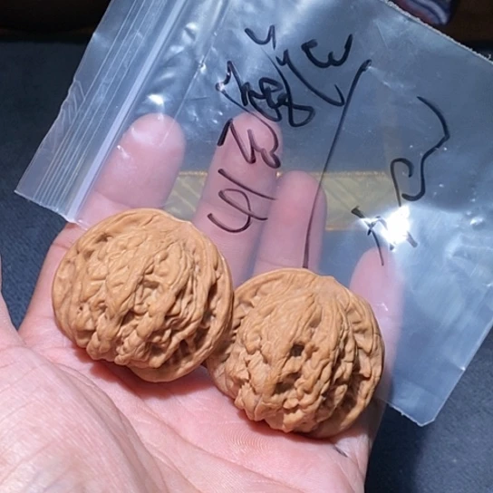 【闪购商品】吊坠文玩核桃