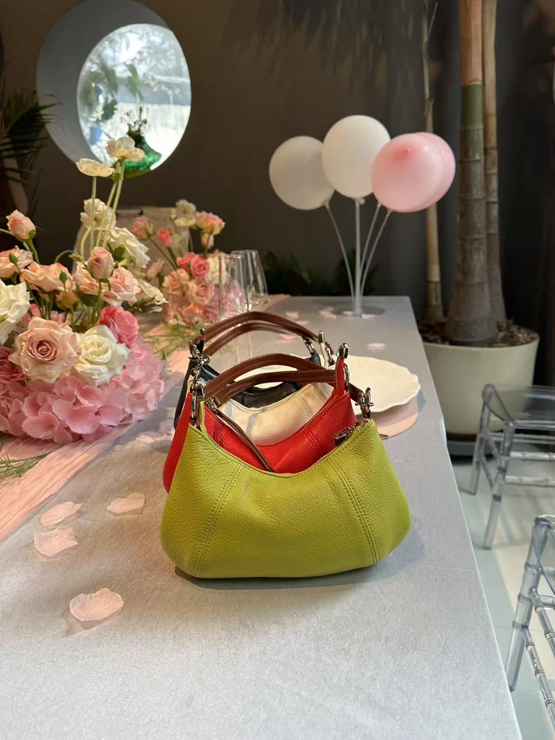 【慕懿时袋】饭盒包真皮保龄球枕头包手提包单肩斜挎女包15206