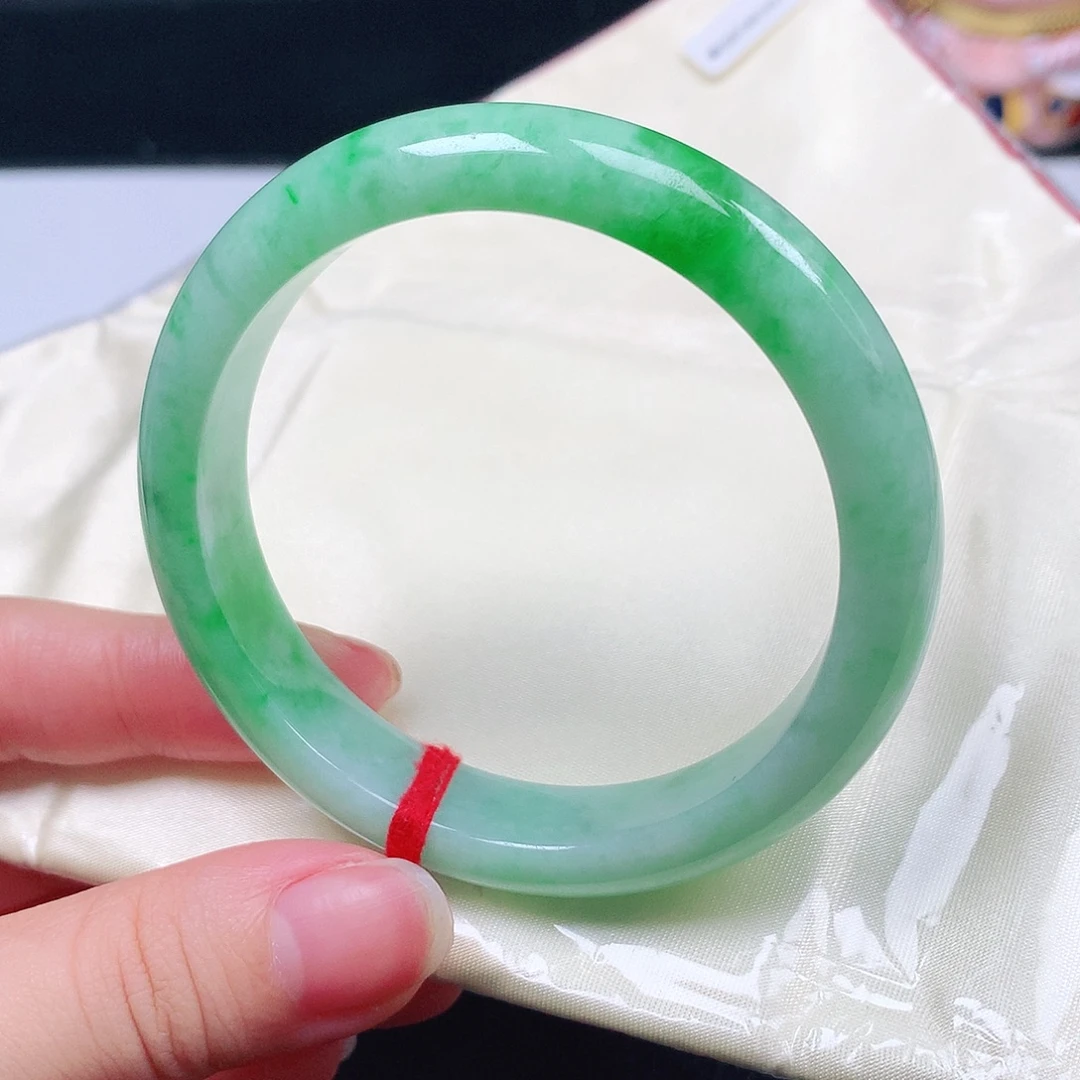 翡翠未镶嵌手镯1715