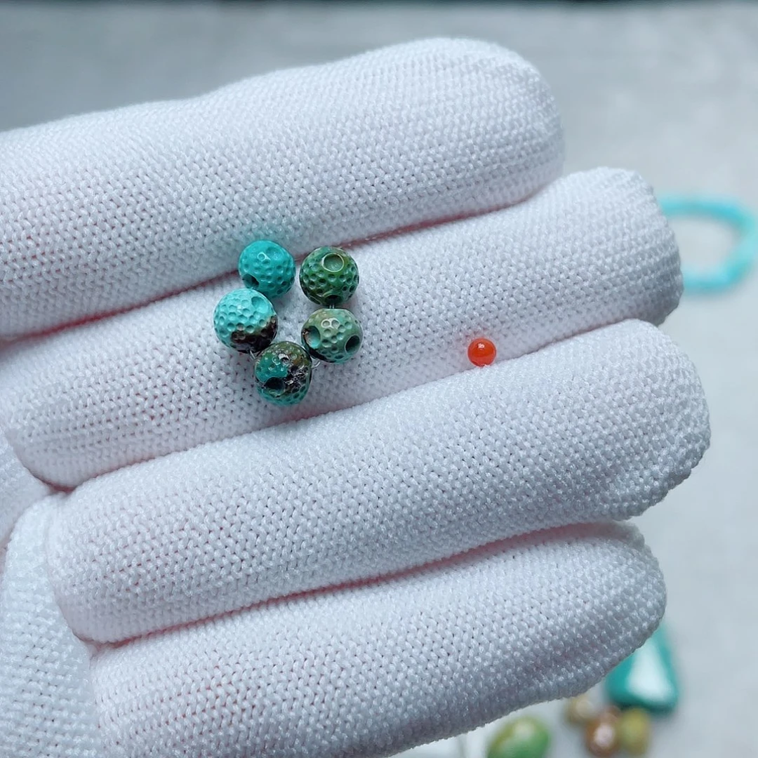 南红玛瑙未镶嵌挂件