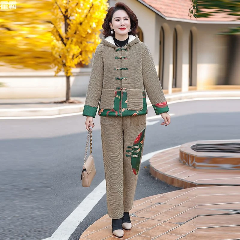 复古奢华中老年女性冬装妈妈奶奶加厚加绒两件套装高档服饰时尚
