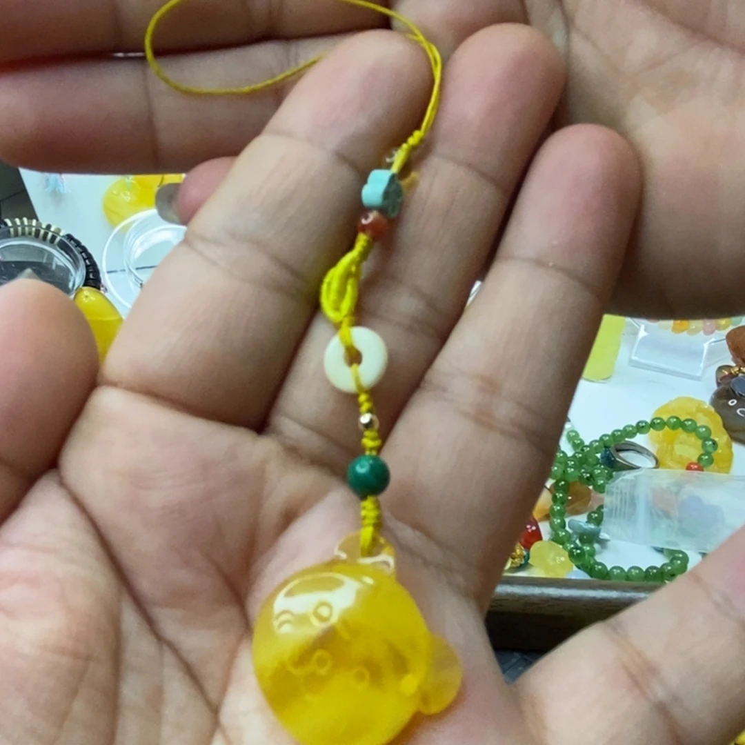 琥珀颈饰未镶嵌挂件