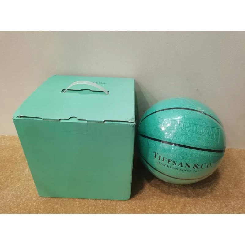 W篮球-颜色规格配件随机