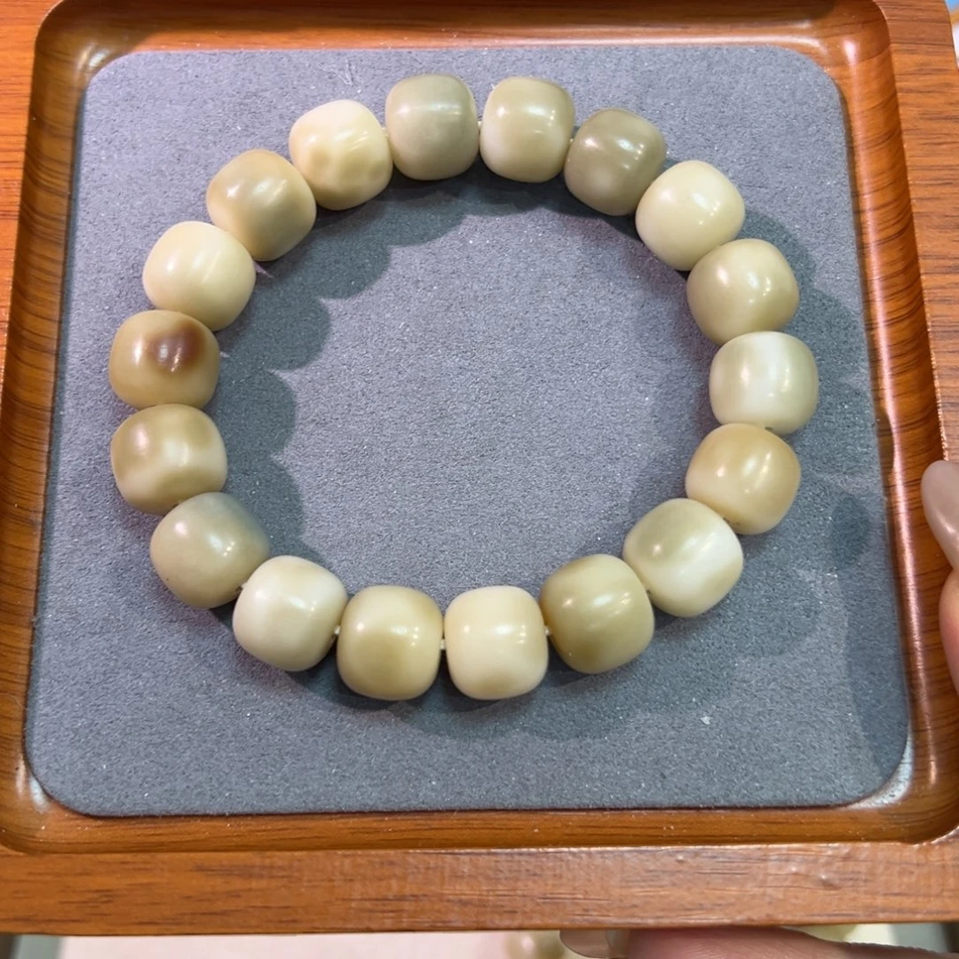 吊坠菩提根/象牙果奶绿飘花卡14