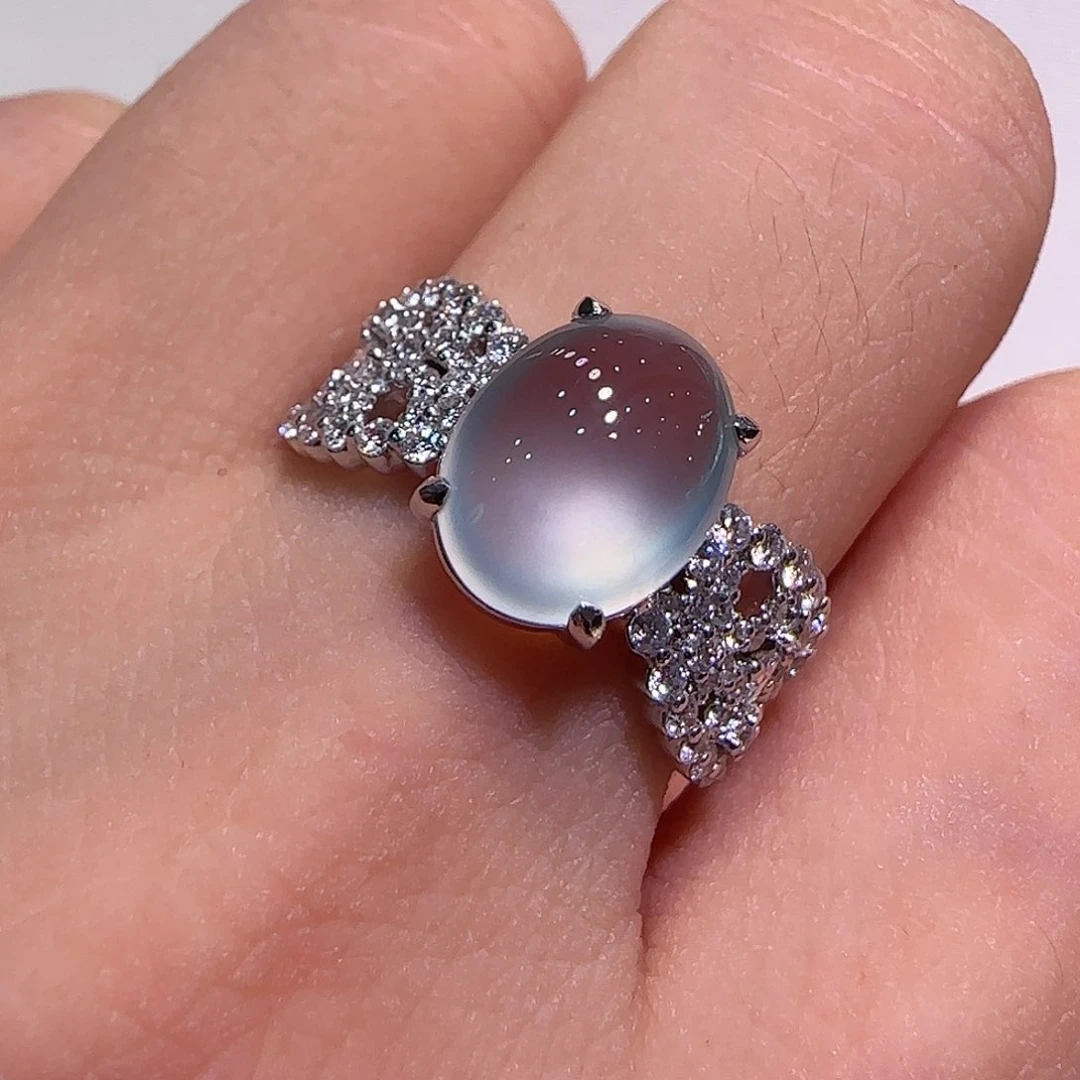 翡翠戒指18K金镶嵌蕾丝款