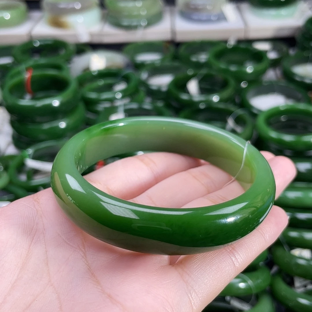 和田玉（碧玉）手镯未镶嵌