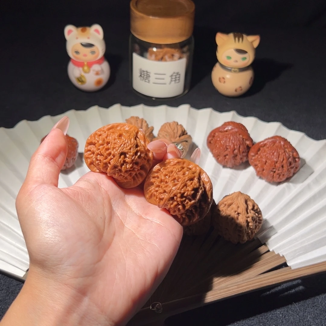 文玩核桃吊坠43宫灯