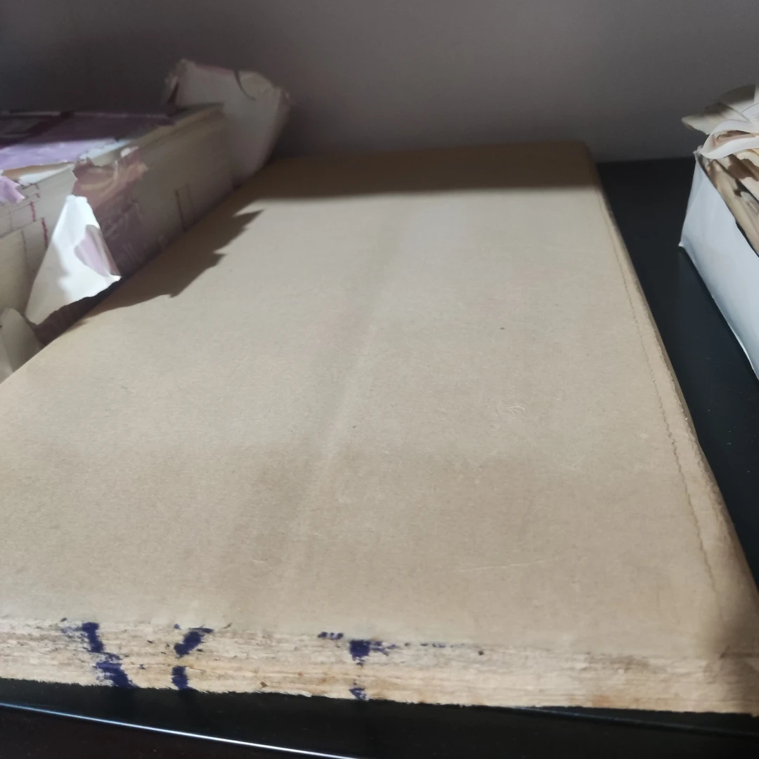 10张 老灰纸 57×110cm