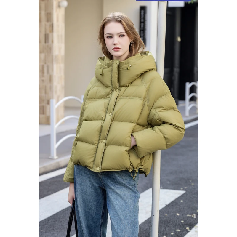 【柒柒】90绒子白鹅绒百搭休闲时尚短款女士轻奢羽绒服代 16F606