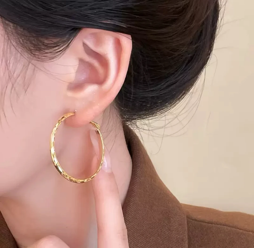 铜合金耳饰 方圆脸扭曲素圈耳环女独特时尚百搭复古轻奢