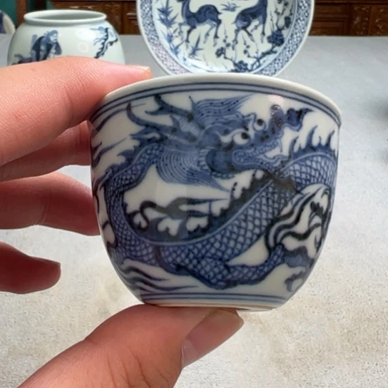 明续幽蓝，龙纹缸杯