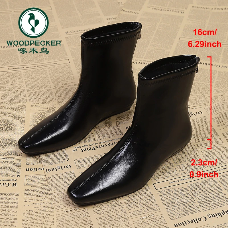 啄木鸟平底短靴女法式弹力瘦瘦靴秋冬新款加绒单鞋踝靴软底马丁靴