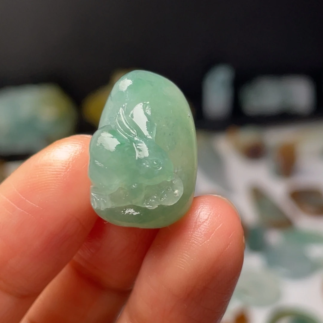 定制翡翠未镶嵌天然翡翠