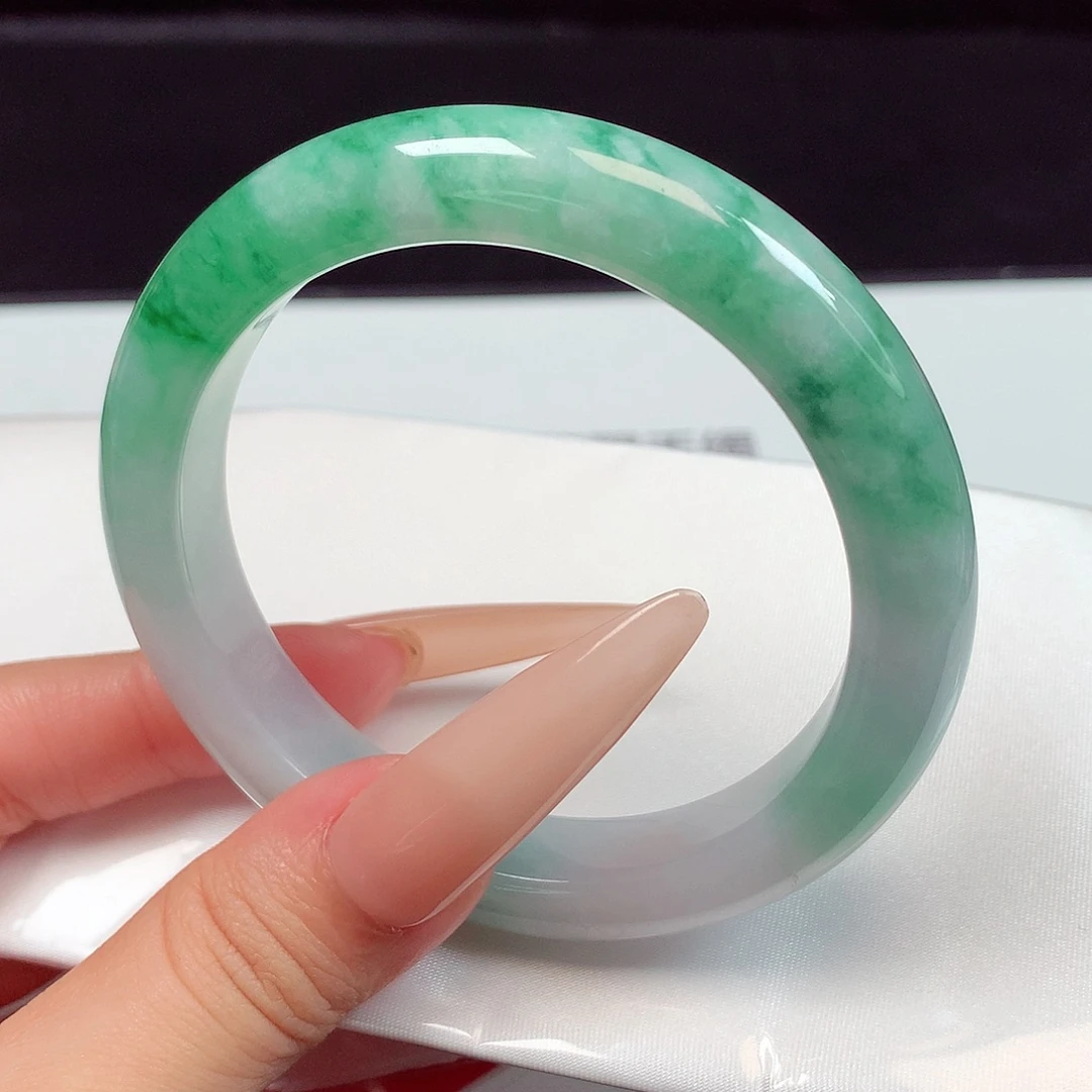 翡翠未镶嵌手镯1854