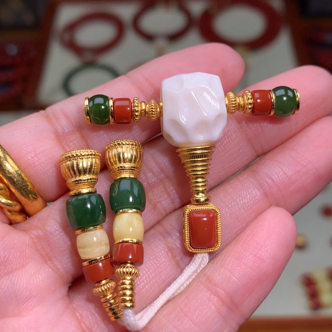 南红玛瑙未镶嵌颈饰