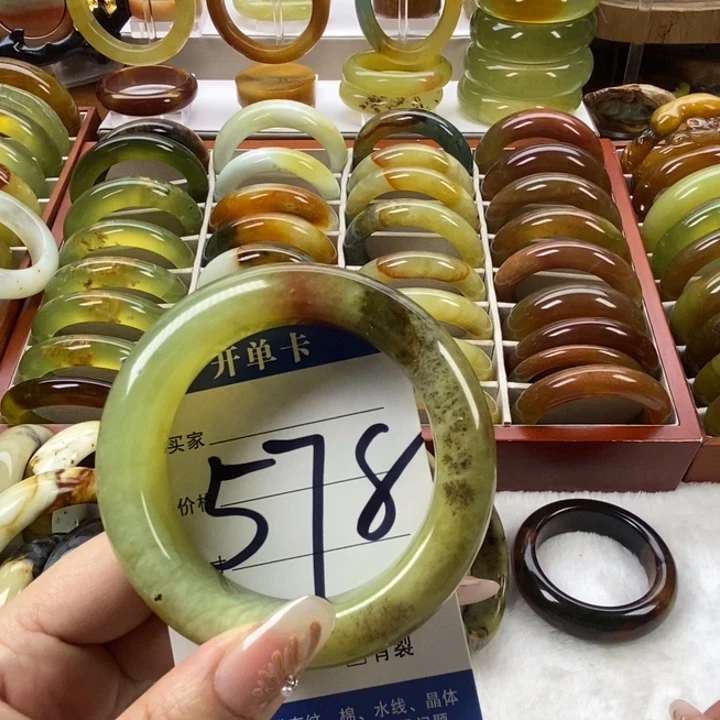 蛇纹石玉未镶嵌手镯55（草线）无售后