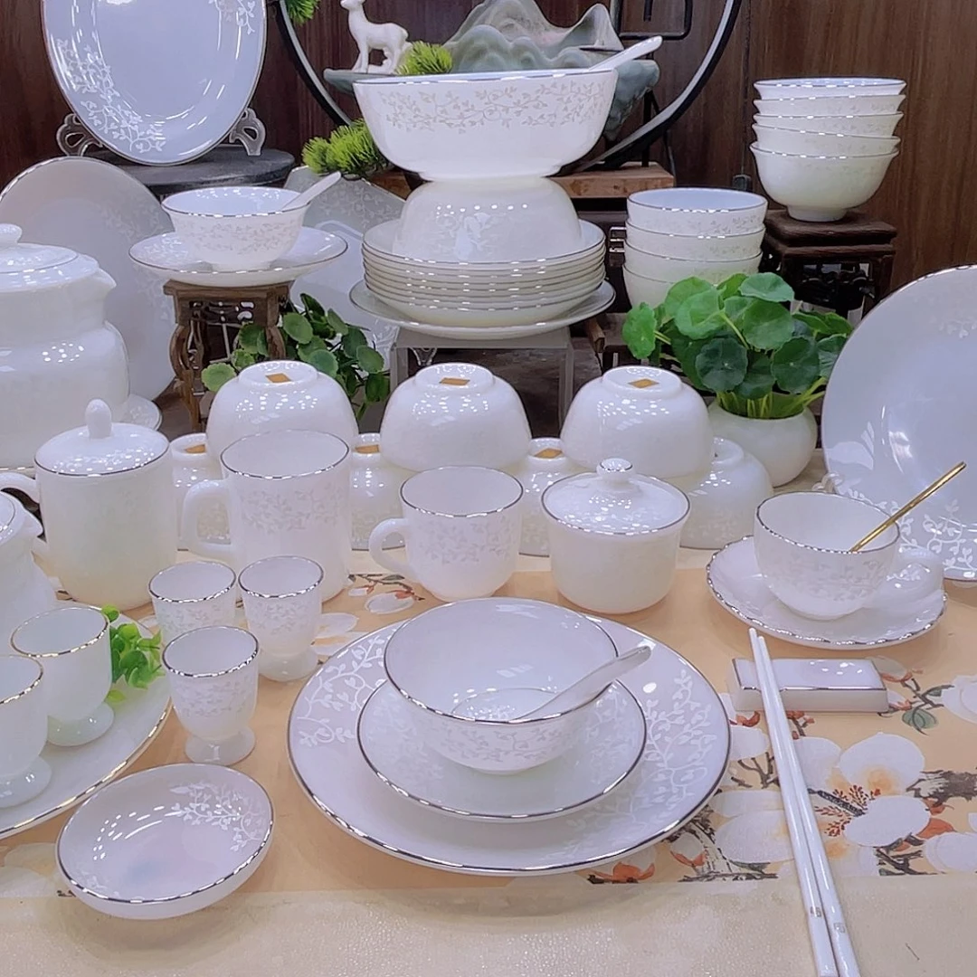 玉瓷暗香浮动餐具套装