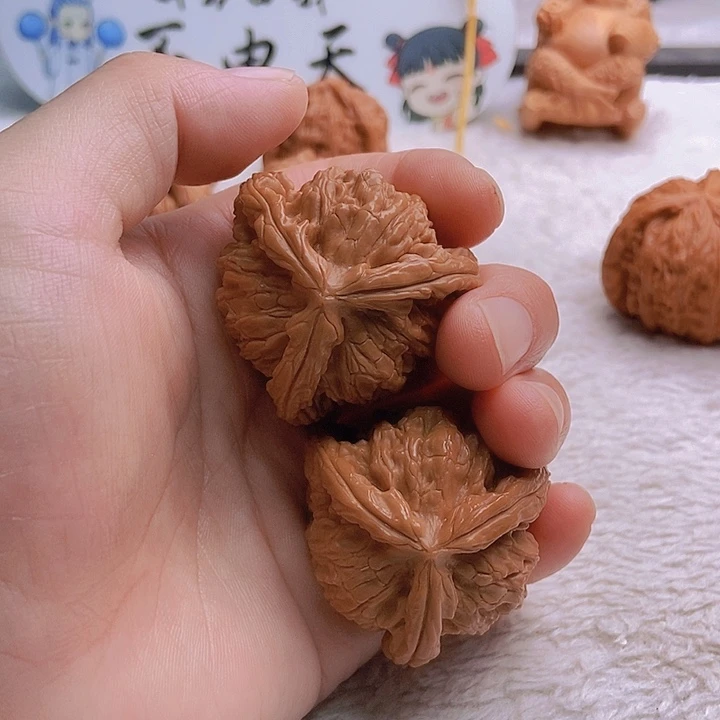 吊坠文玩核桃人**暖三棱