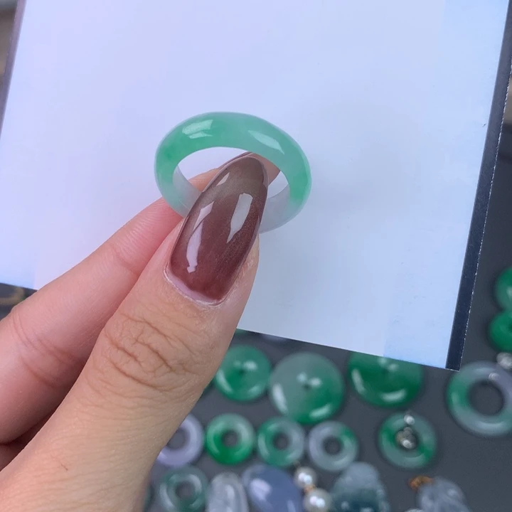 洁***华港码15号戒指戒圈