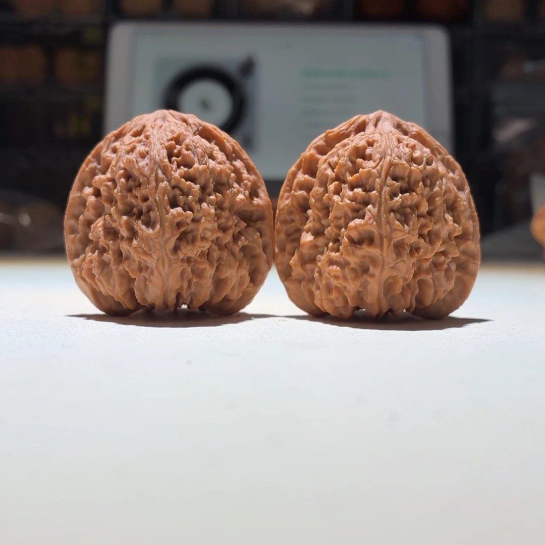 文玩核桃把件南疆石40