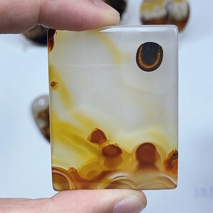 玛瑙/玉髓未镶嵌珠宝半成品