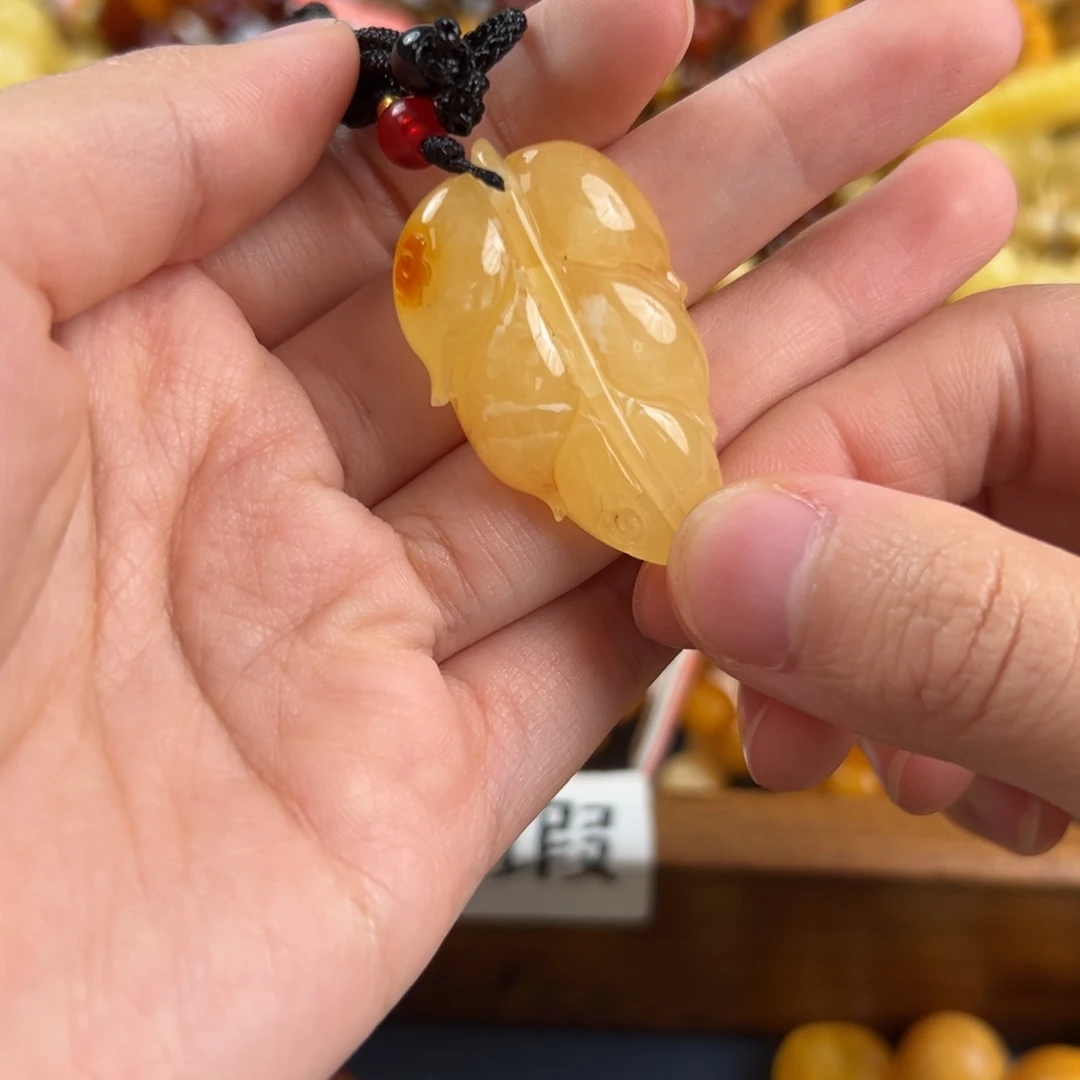 琥珀未镶嵌珠宝奇石