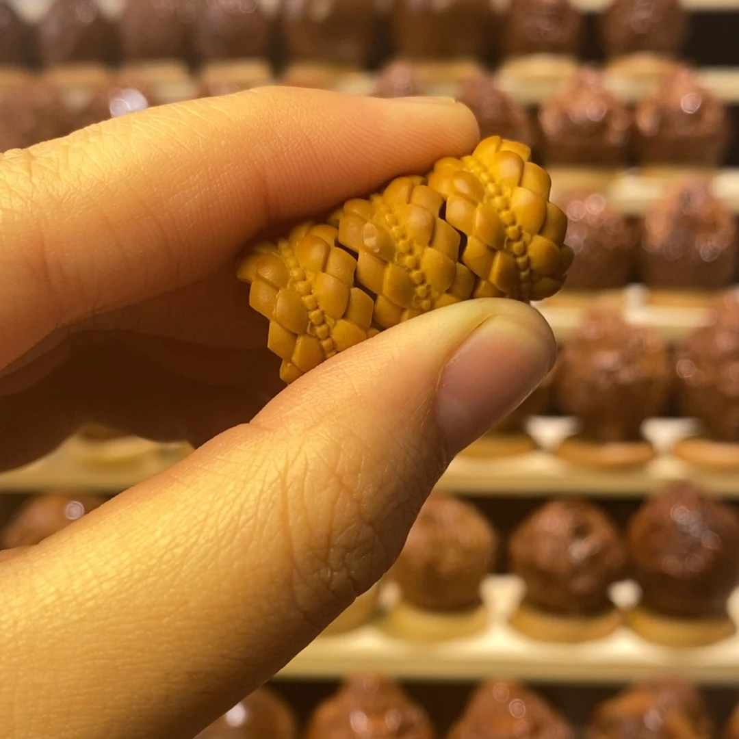 ****玺手串/手链橄榄核10个莲花跑环