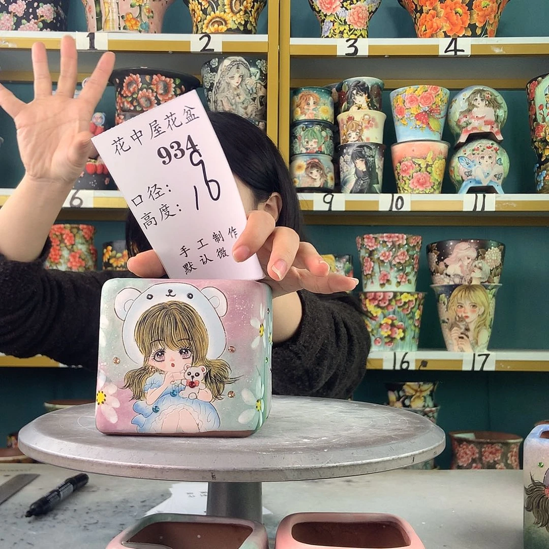 陶景德镇手工花盆934