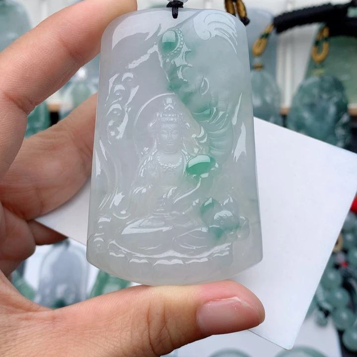 翡翠未镶嵌颈饰普贤