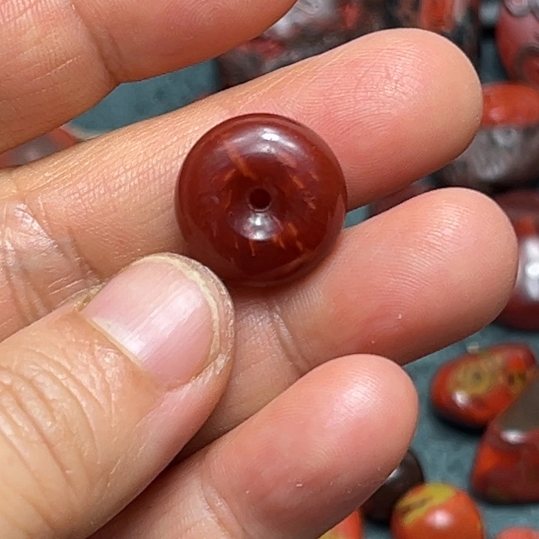 南红玛瑙未镶嵌颈饰