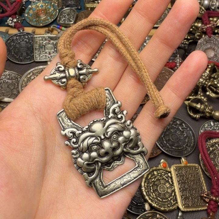 藏传文玩九宫如图