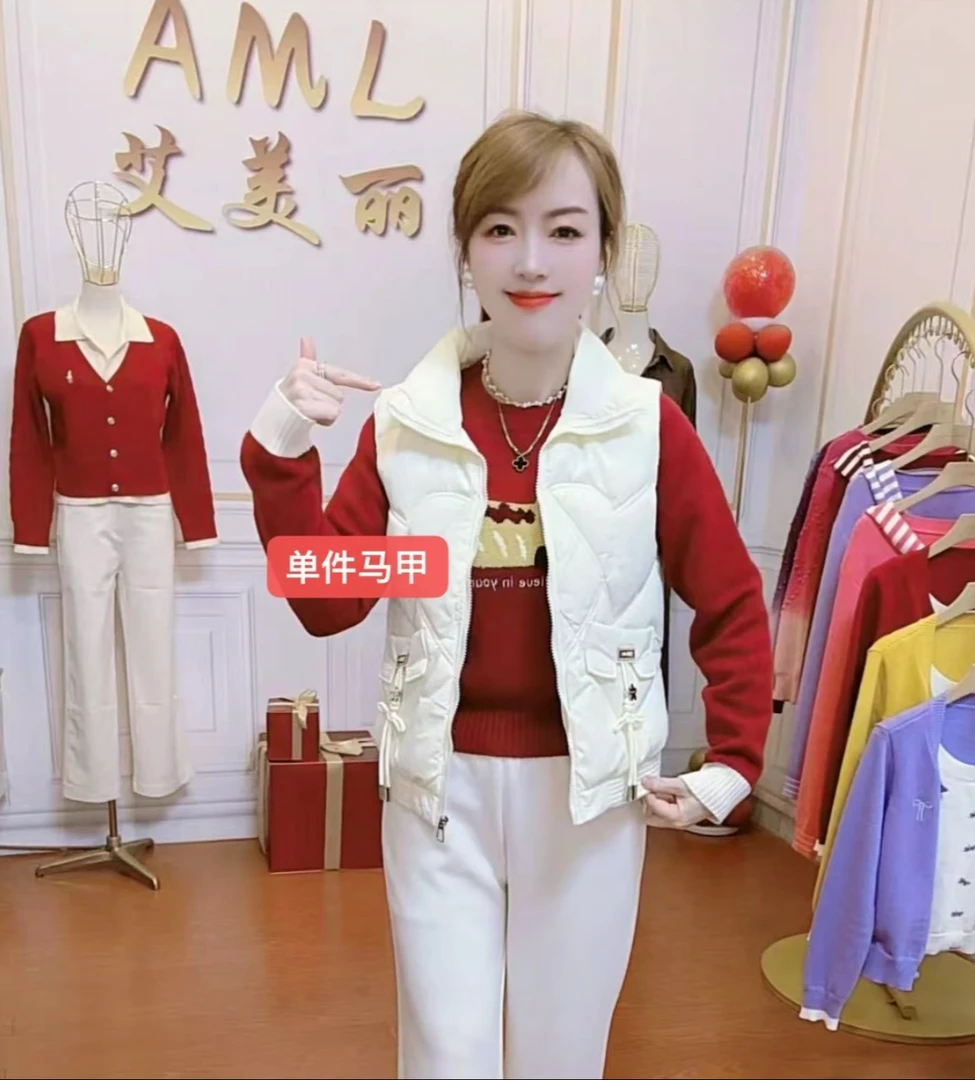 中国结挂饰棉服马夹秋冬季新款时尚百搭显瘦保暖立领修身马甲背心