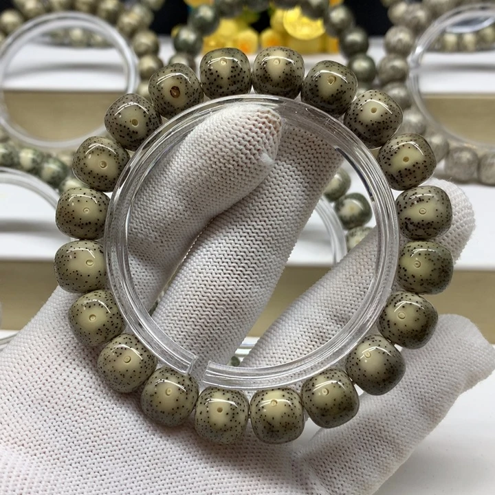 手串星月菩提6号 大眼睛小细星无烟花12/11