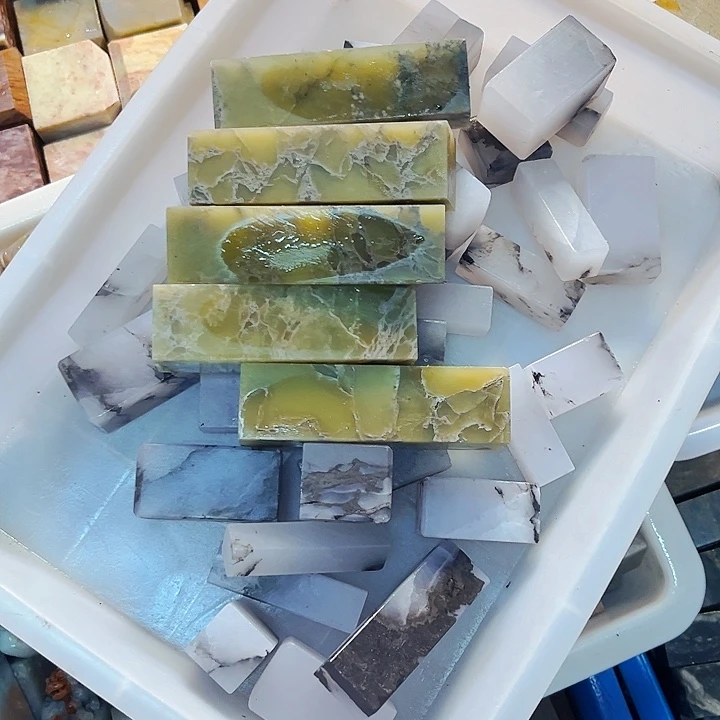 青田石印石大**韵今天我也很