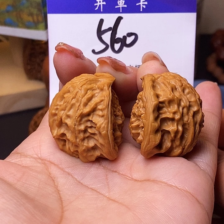 【***波吊坠桃核蛇头37无刀痕s