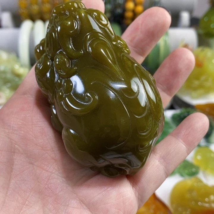 未镶嵌岫玉手把件