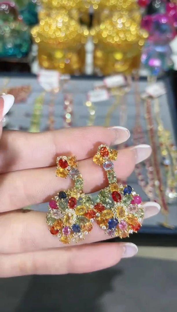 S925银镶嵌彩色蓝宝石耳饰