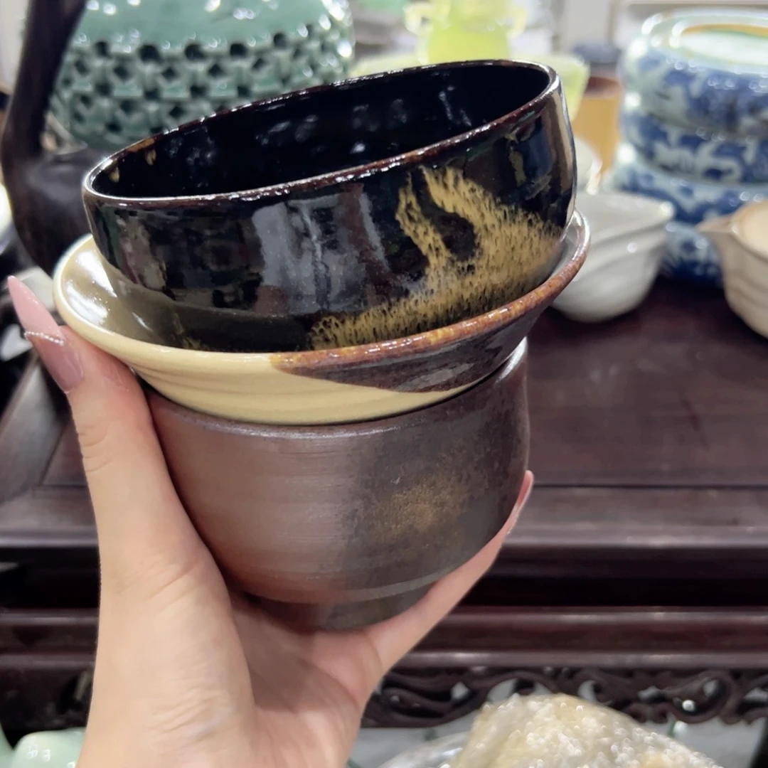 瓷片陶瓷的表面是很薄