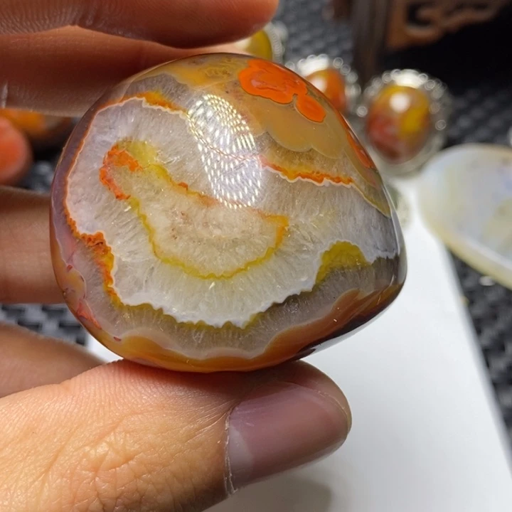 玛瑙/玉髓颈饰未镶嵌烟*